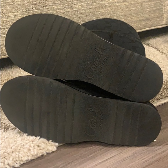 COACH “NIKOLE” WINTER BOOTS- SIZE 6B - Picture 4 of 4